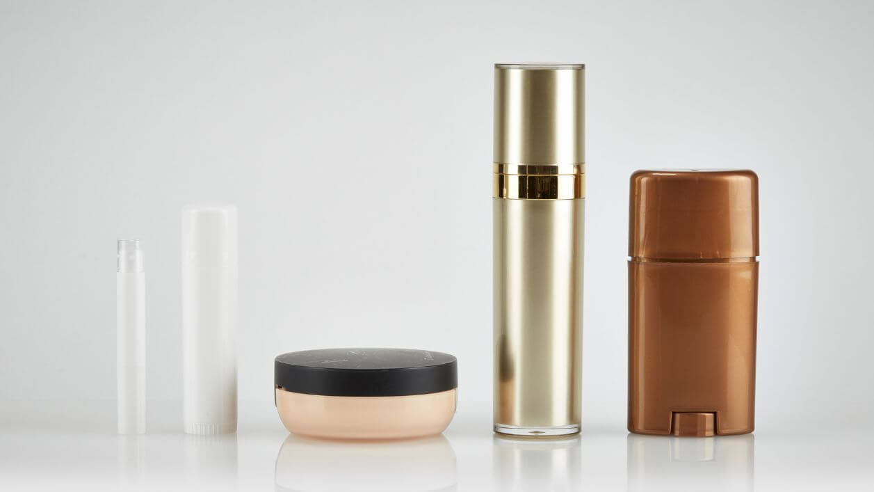 Plastic cosmetic containers suitable for makeup, skincare, and personal care products.