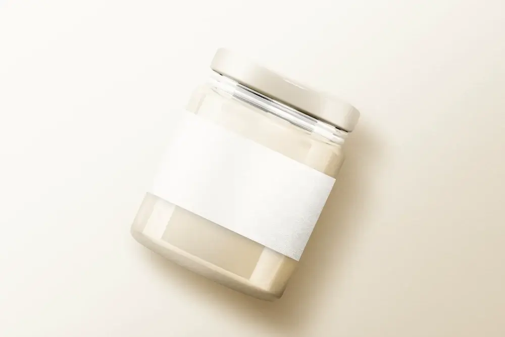 Sustainable glass jar by evergreen.