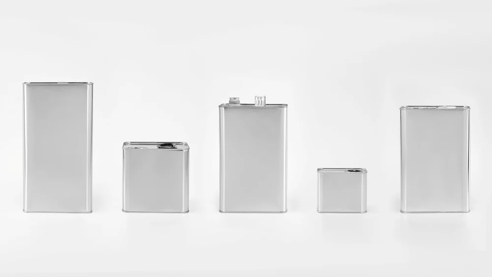 Tinplate industrial chemical containers in different sizes.